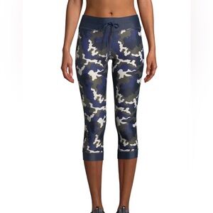 The Upside camo print cropped leggings Size 6